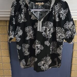 My Darling Black Floral-Print V-Neck Tunic